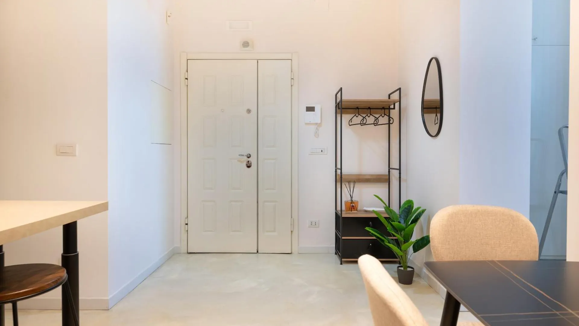 Seaside Apartment Near St Nicholas Basilica Bari
