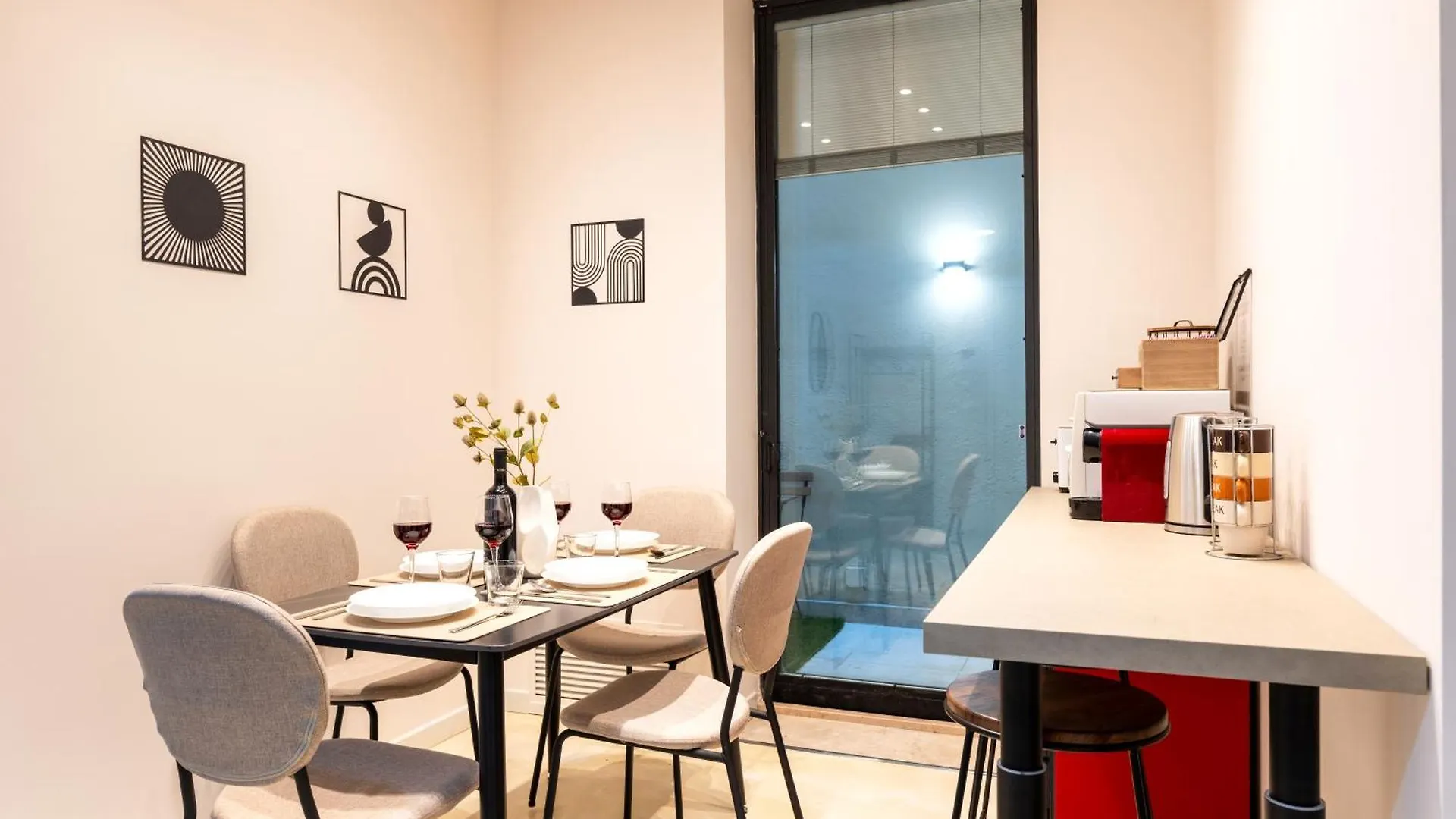 Seaside Apartment Near St Nicholas Basilica Bari