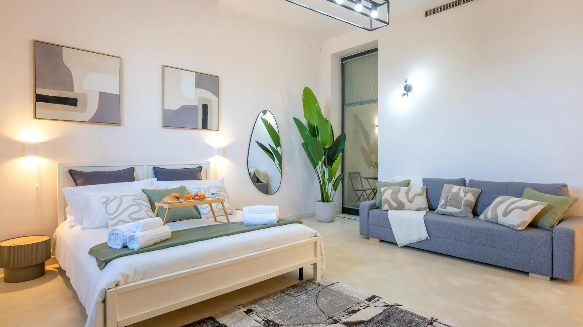Seaside Apartment Near St Nicholas Basilica Bari
