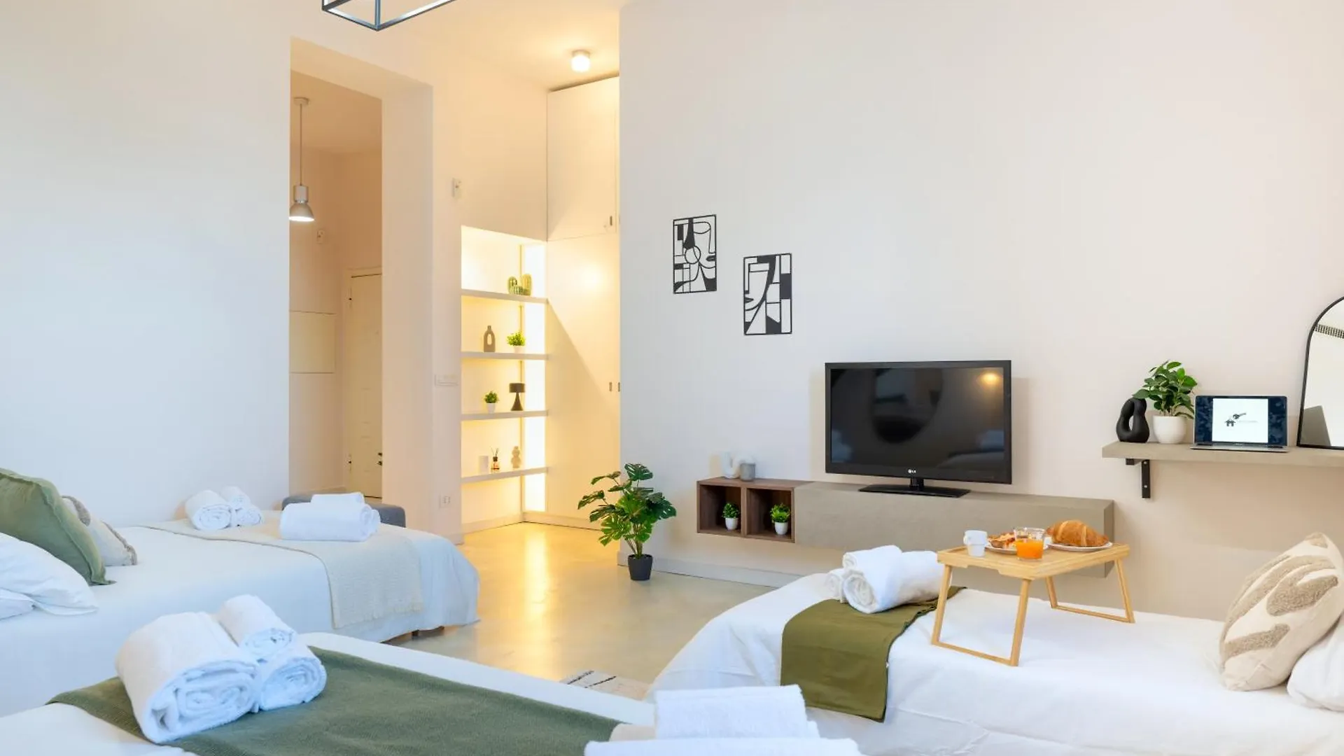 Seaside Apartment Near St Nicholas Basilica Bari
